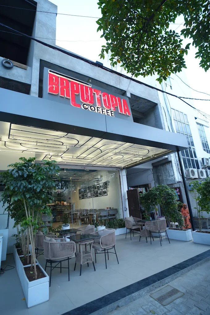 Brewtopia Storefront